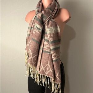 MIA & TESS Gray  Lilac Scarf 28/72" Fringe Shawl  Brand New